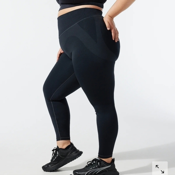 NWT Savage X Fenty Locked & Lifted High-Waist Legging in caviar Size 3X - Picture 1 of 6